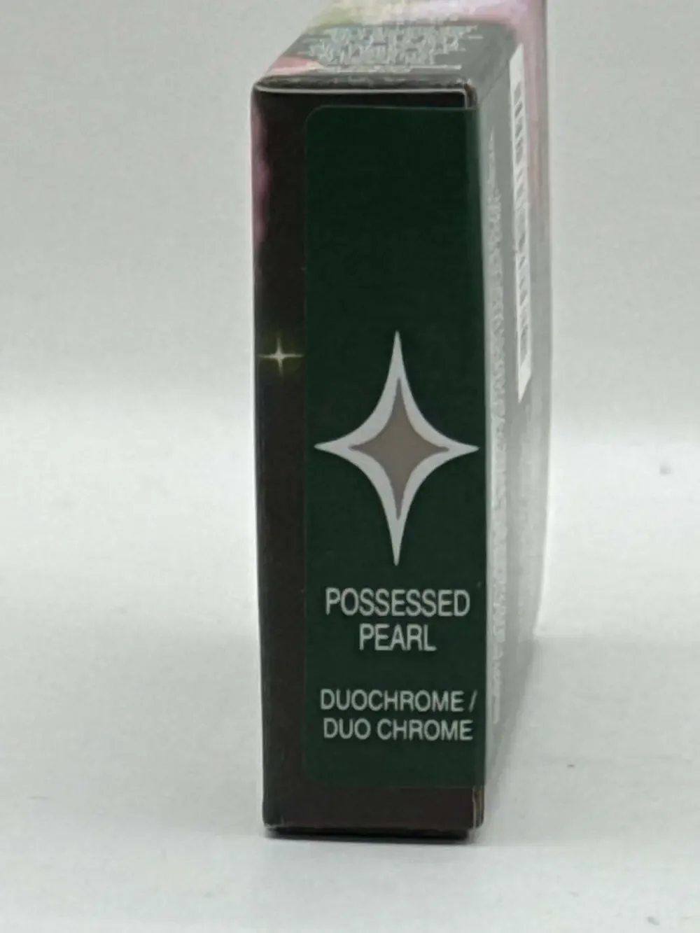 Half Magic Possessed Pearl Eyeshadow Single Duochrome